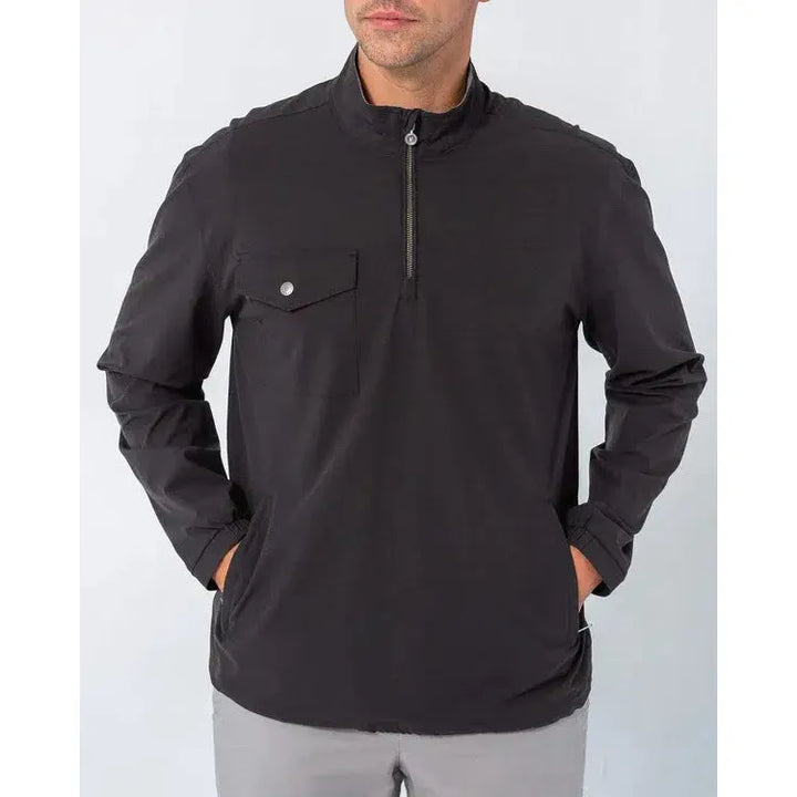 veste de golf Linksoul windbreaker 1/4 zip noir porté